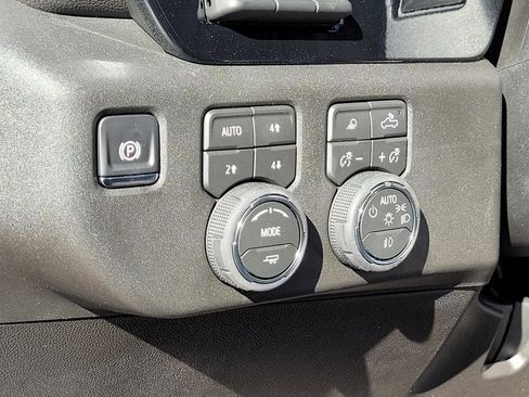 New 2026 Chevrolet Silverado 3500 High Country w/ Technology Package image 17