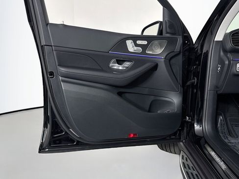 New 2026 Mercedes-Benz GLS 450 4MATIC image 21