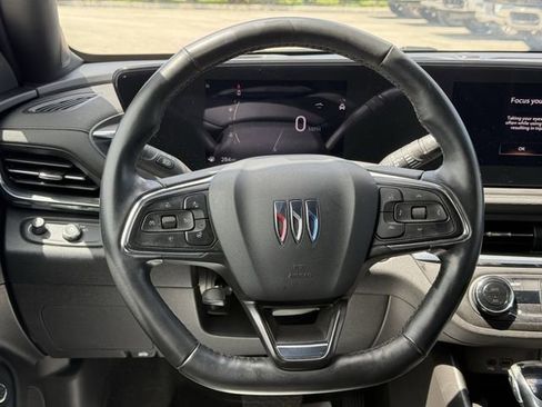 Used 2025 Buick Envista Preferred w/ Convenience I Package FWD image 22