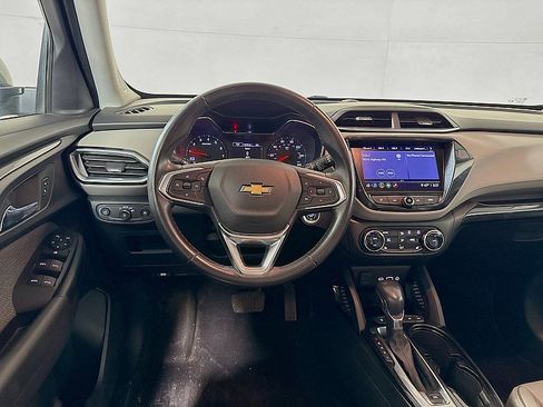 Used 2021 Chevrolet TrailBlazer LT w/ Premium Seating Package image 22