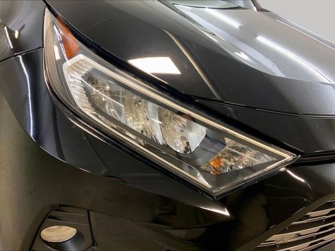 Used 2021 Toyota RAV4 Limited w/ Limited Grade Weather Package AWD/4WD image 26