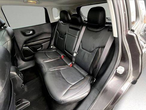 Used 2018 Jeep Compass Limited w/ Navigation Group image 21