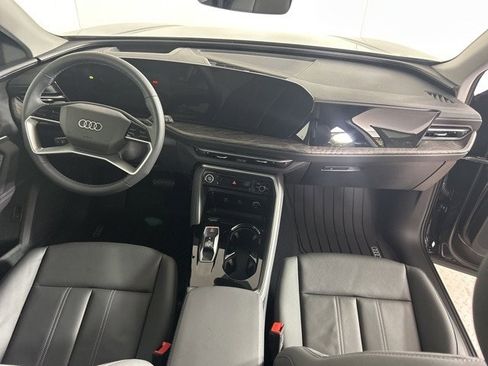 New 2025 Audi Q5 Premium Plus image 17