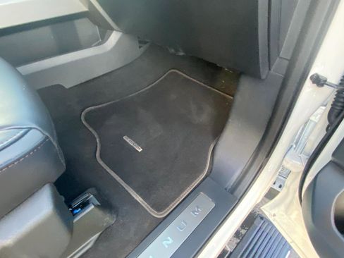 Used 2022 Ford F350 Platinum image 25