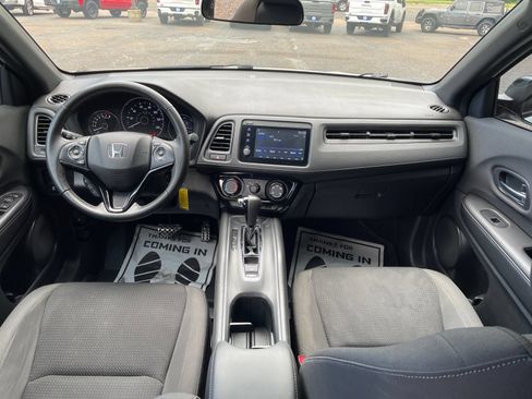 Used 2021 Honda HR-V Sport image 30