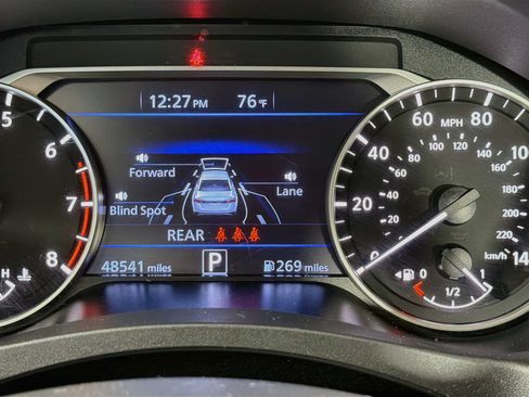Used 2025 Nissan Altima 2.5 SV FWD image 19
