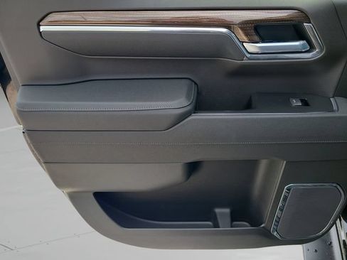 New 2026 Chevrolet Silverado 1500 RST AWD/4WD image 9