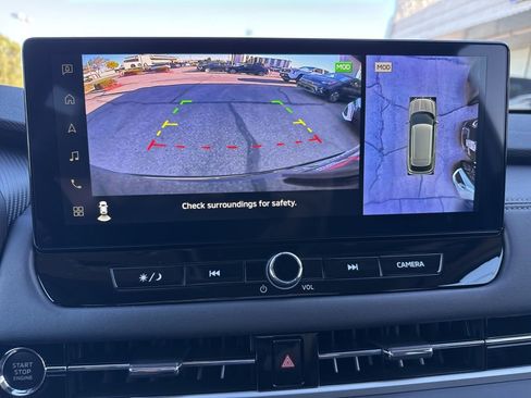 New 2025 Mitsubishi Outlander SE image 18