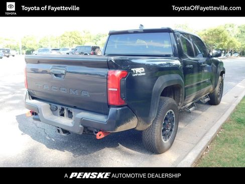 Used 2025 Toyota Tacoma TRD Off-Road AWD/4WD image 10