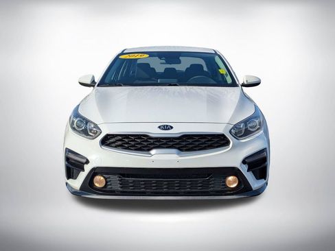 Used 2019 Kia Forte LXS FWD image 9
