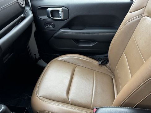 Used 2023 Jeep Wrangler Unlimited Sahara w/ Cold Weather Group image 23