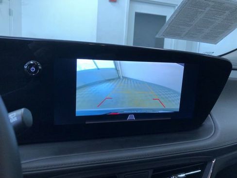 Used 2025 Buick Encore GX Preferred image 27