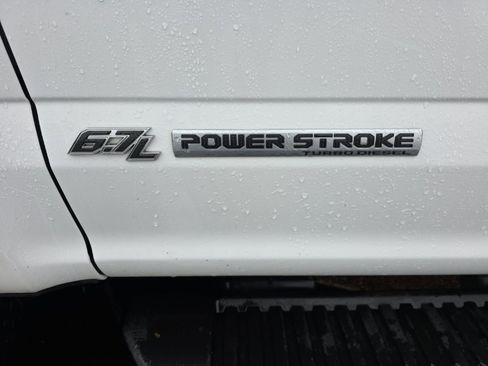 Used 2021 Ford F250 XL w/ STX Appearance Package image 11
