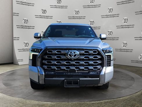 Used 2024 Toyota Tundra Platinum AWD/4WD image 8