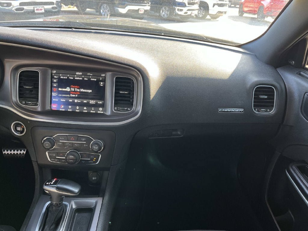 Used 2022 Dodge Charger GT w/ Driver Convenience Group RWD image 11