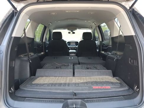 Used 2019 GMC Acadia SLE w/ LPO, Floor Liner Package AWD/4WD image 26
