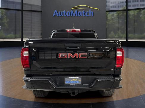 Used 2023 GMC Canyon Denali w/ Denali Black Edition image 10