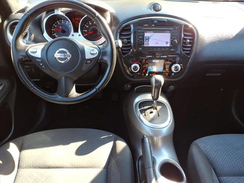 Used 2011 Nissan Juke SV image 13