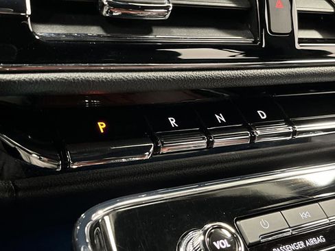 Used 2024 Lincoln Navigator L Reserve image 23