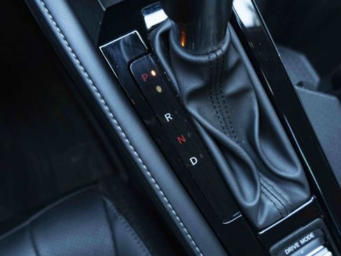 Used 2023 Honda Accord Touring image 28
