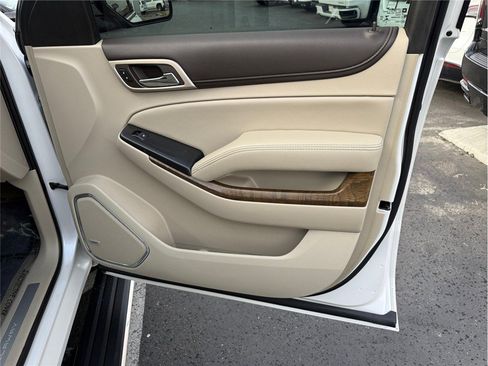 Used 2019 GMC Yukon Denali w/ Denali Ultimate Package AWD/4WD image 40