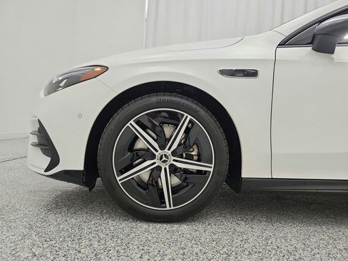 New 2027 Mercedes-Benz CLA 250+ image 13