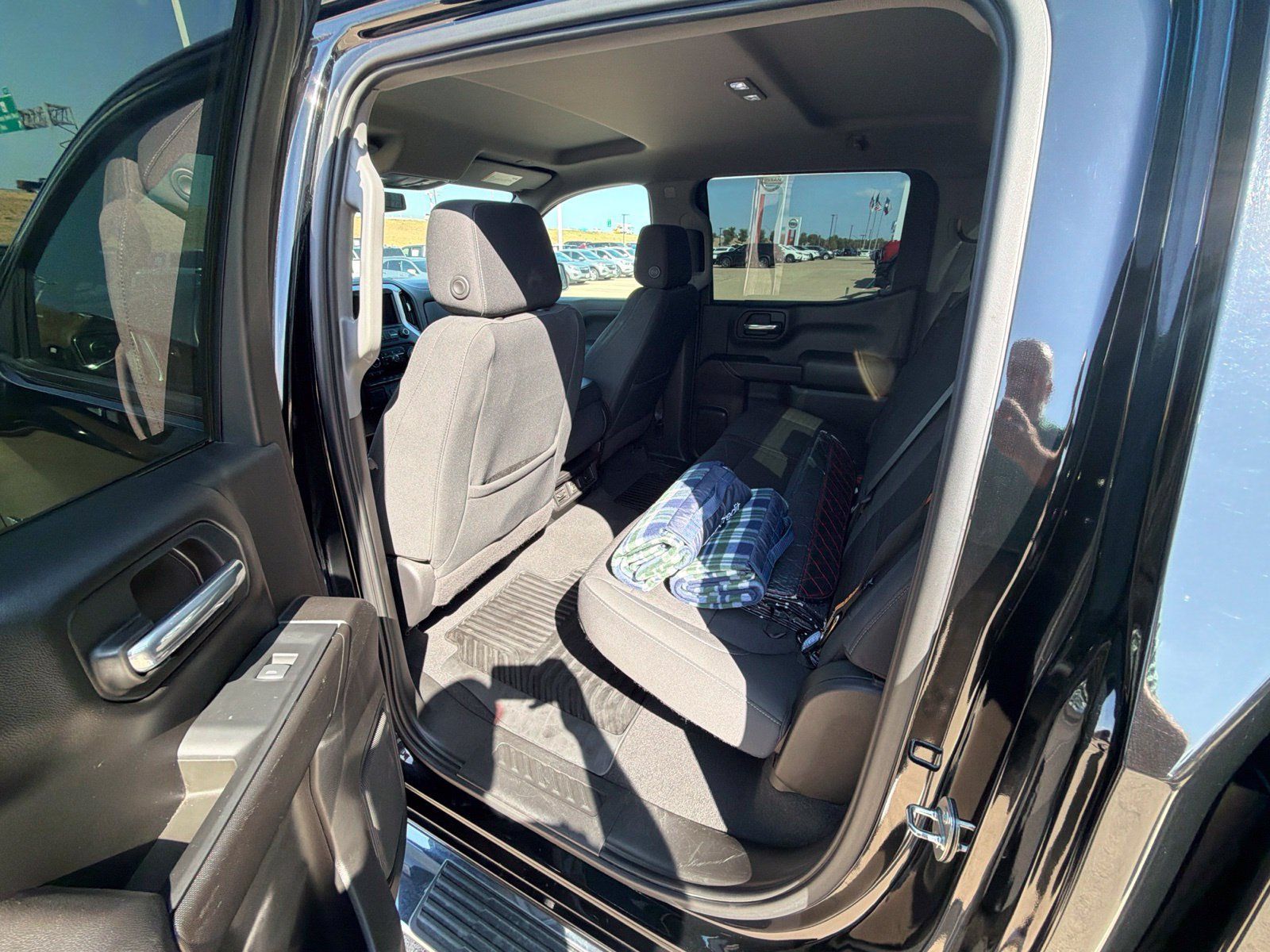 Used 2021 Chevrolet Silverado 1500 LT AWD/4WD image 10