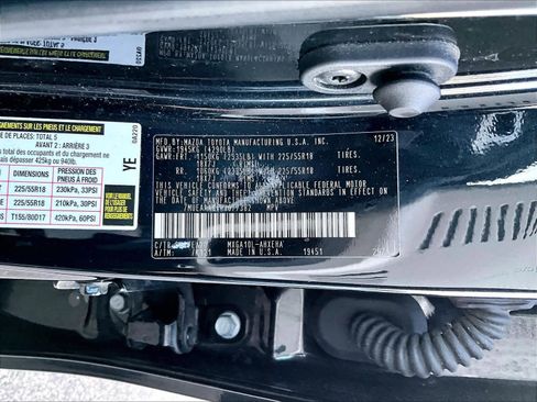 Certified 2024 Toyota Corolla Cross XLE FWD image 6