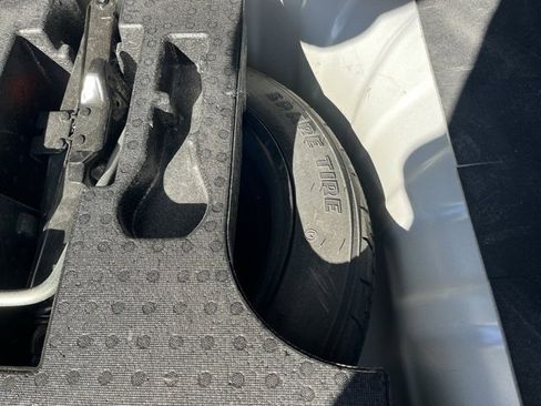 Used 2024 Nissan Kicks SV image 8