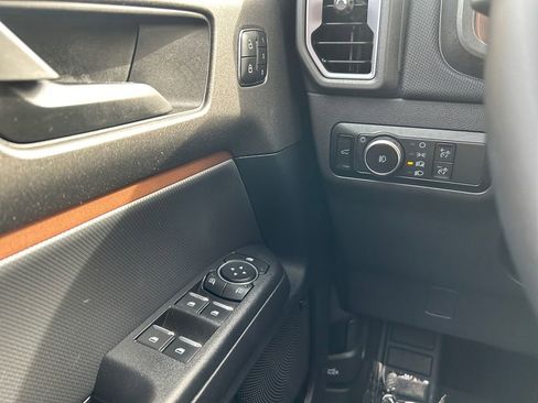 Used 2025 Ford Bronco Sport Outer Banks w/ Outer Banks Tech Package+ image 19