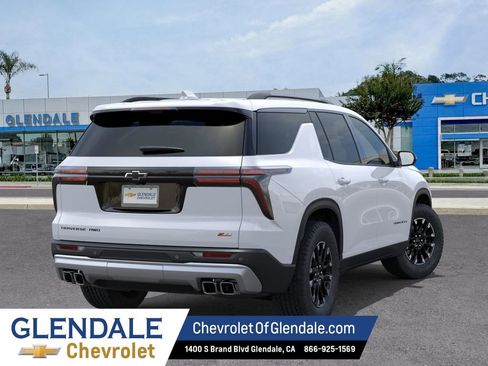 New 2026 Chevrolet Traverse Z71 w/ Driver Confidence Package AWD/4WD image 4