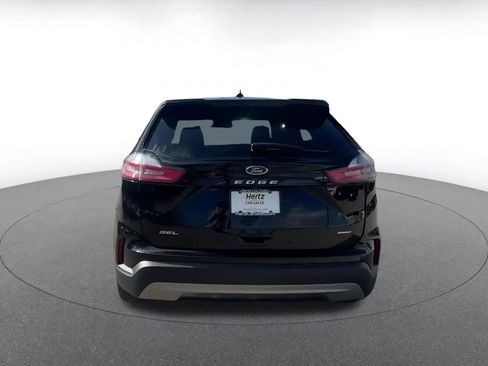 Used 2022 Ford Edge SEL image 12