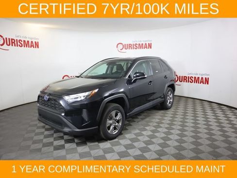 Used 2024 Toyota RAV4 XLE AWD/4WD image 3