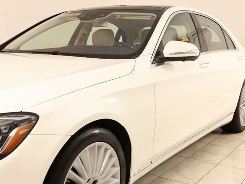 Used 2020 Mercedes-Benz S 560 4MATIC Sedan image 49