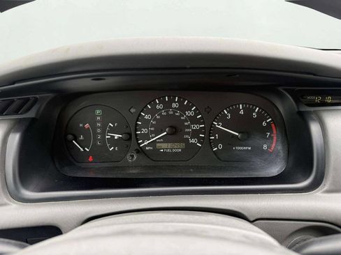 Used 2001 Toyota Camry LE FWD image 17