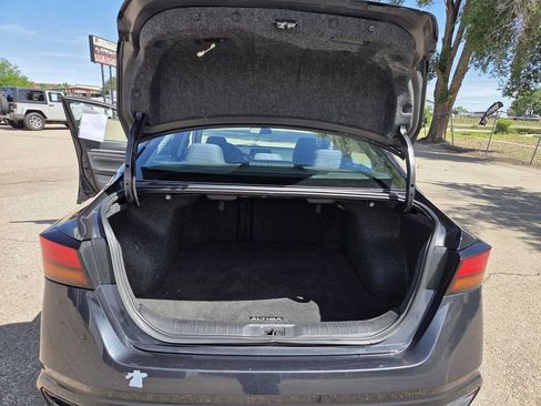 Used 2021 Nissan Altima 2.5 SV FWD image 9