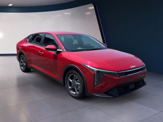 Certified 2025 Kia K4 FWD image 7
