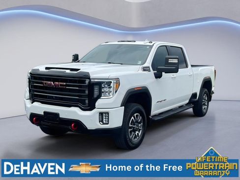 Used 2022 GMC Sierra 2500 AT4 w/ AT4 Preferred Package AWD/4WD image 2