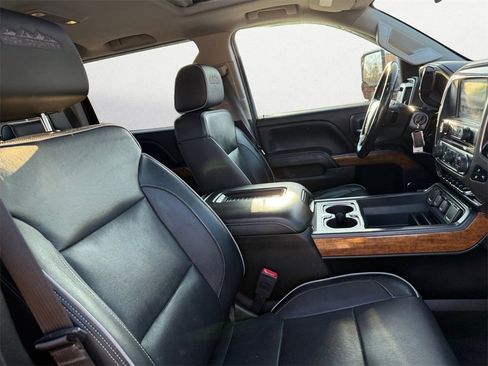 Used 2018 Chevrolet Silverado 3500 High Country w/ Duramax Plus Package image 15