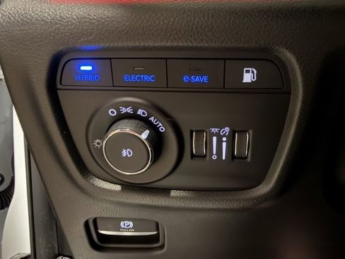 Used 2022 Jeep Grand Cherokee Summit image 22