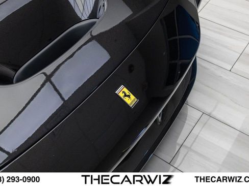 Used 2021 Ferrari F8 Tributo RWD image 4