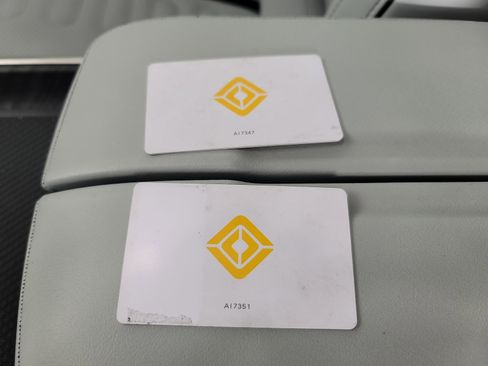 Used 2023 Rivian R1T Adventure image 29