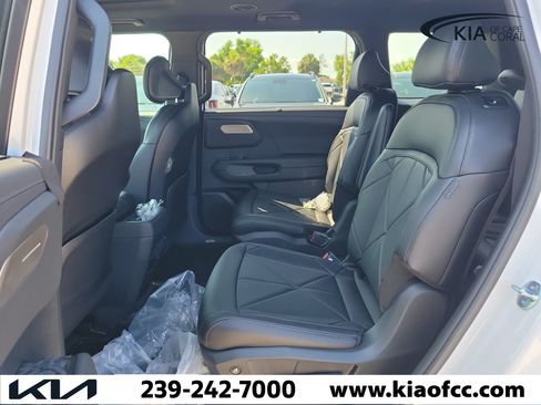 New 2027 Kia Telluride EX w/ Towing Package FWD image 13
