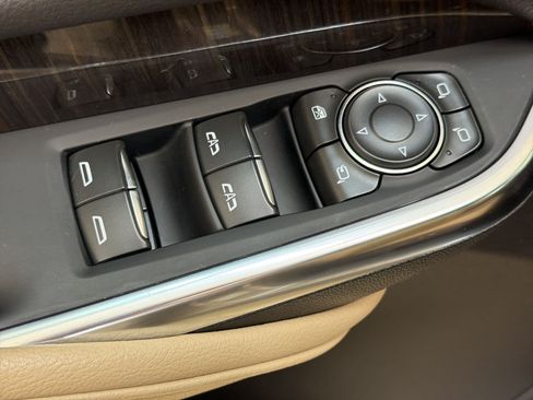 Certified 2025 Cadillac XT4 Premium Luxury FWD image 20