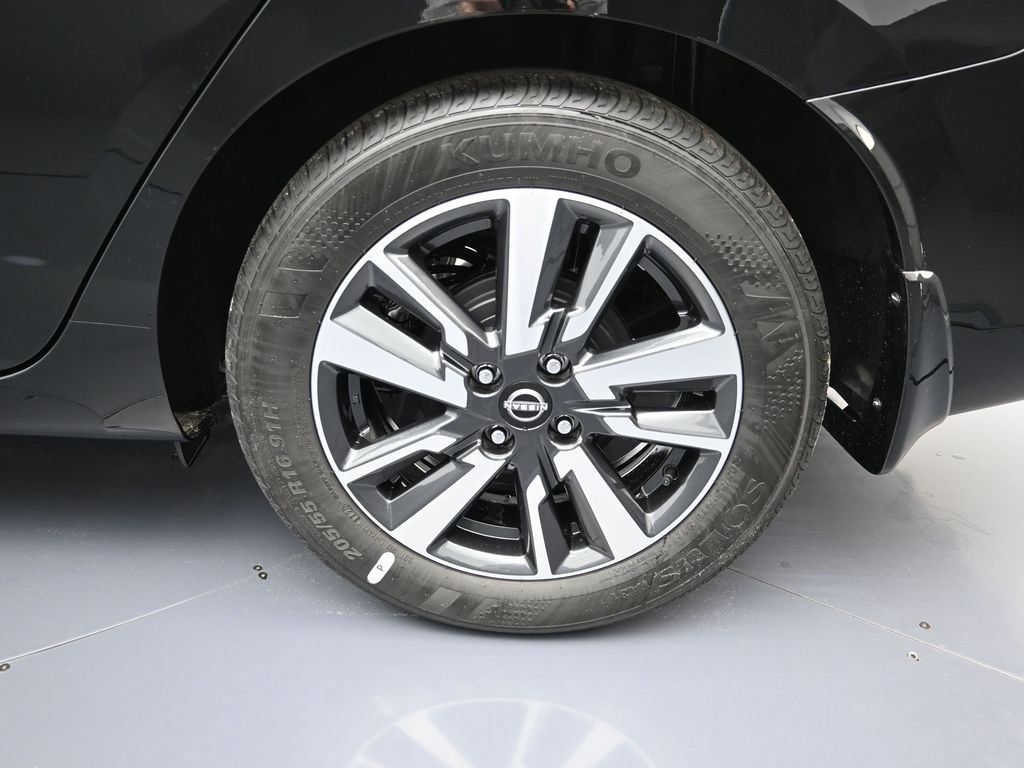 New 2025 Nissan Versa SV w/ Trunk Package FWD image 9