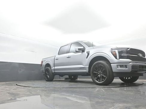 Certified 2024 Ford F150 Platinum w/ Equipment Group 702A High AWD/4WD image 33