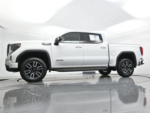 Used 2025 GMC Sierra 1500 AT4 w/ AT4 Premium Package AWD/4WD image 49