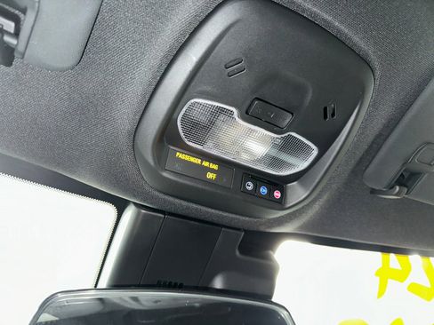 Certified 2024 Chevrolet Trax RS w/ Driver Confidence Package image 15