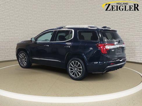 Used 2022 GMC Acadia Denali w/ Denali Ultimate Package image 7