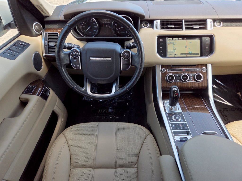 Used 2015 Land Rover Range Rover Sport SE AWD/4WD image 26